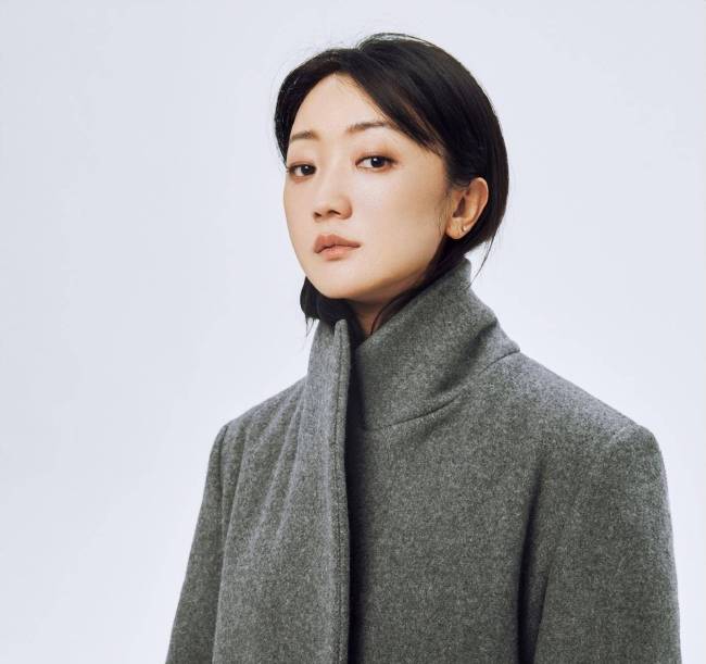 张颂文孤舟杀青路透照曝光了 这次的大嫂从高叶变张瑶了