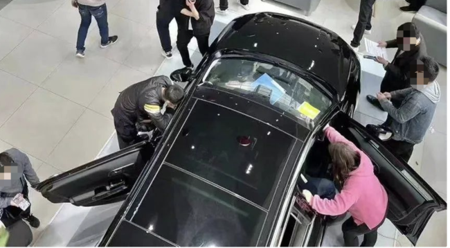 燃油车“杀疯了”，但还没杀到底  