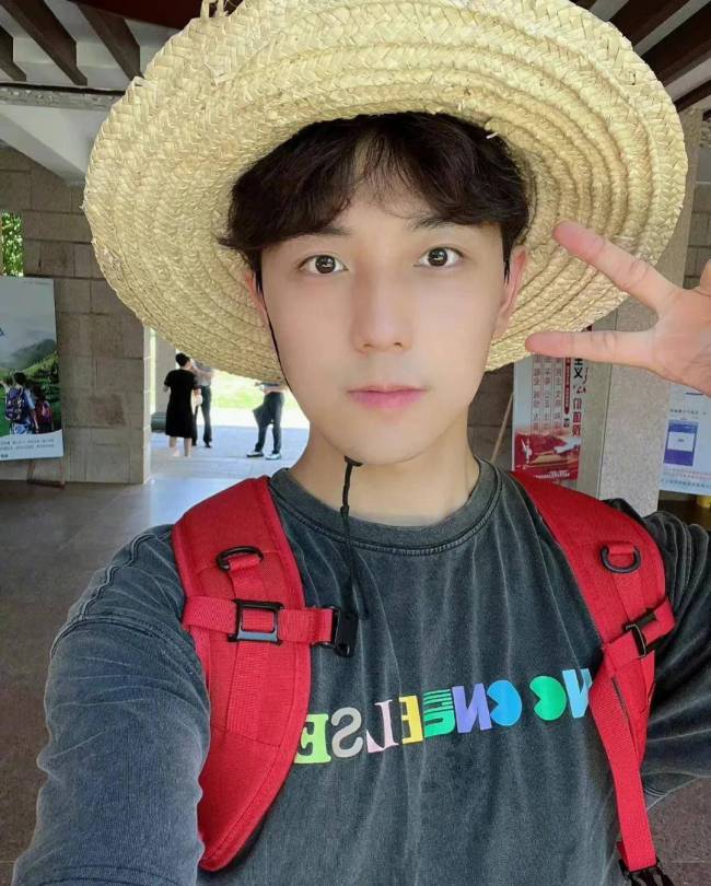 黄文煜谈不进娱乐圈原因 曾经被某知名节目的编导猥亵