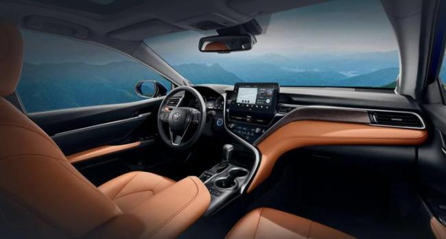 广汽丰田新款凯美瑞上市 8英寸触摸屏娱乐系统一并升级了