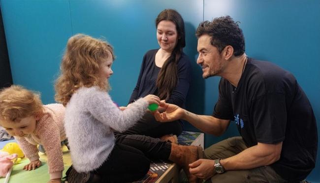 “精灵王子”与乌总统会面 次元壁破了，这是什么梦幻联动  