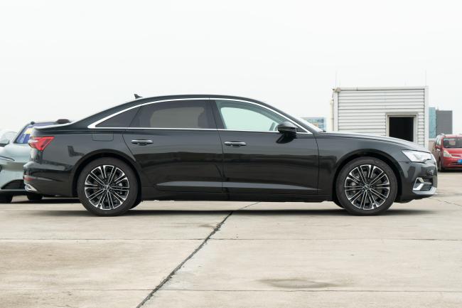 奥迪A6L最大降幅11.81万 汽车价格战又开始大跳水？ 