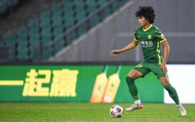 热身时遭骨折，足球运动员阮奇龙伤情将至少缺阵3个月