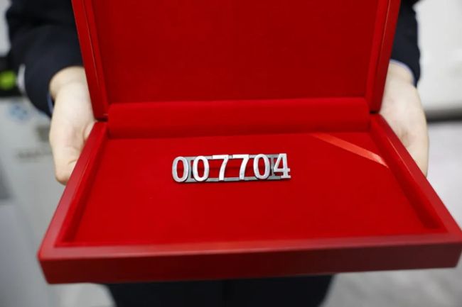 父亲牺牲后儿子继承警号，007704，重启！