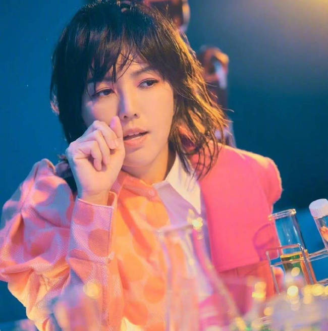 孙燕姿客串杨紫戏剧 这波是在送粉丝福利吧  