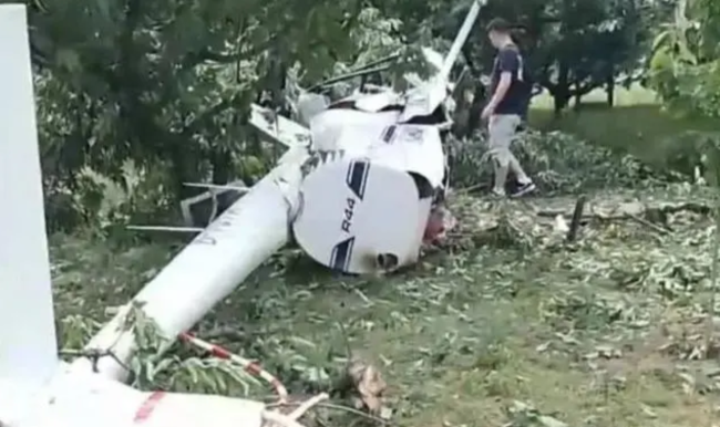 观光直升机坠毁致3死背后：游客系一对父子！