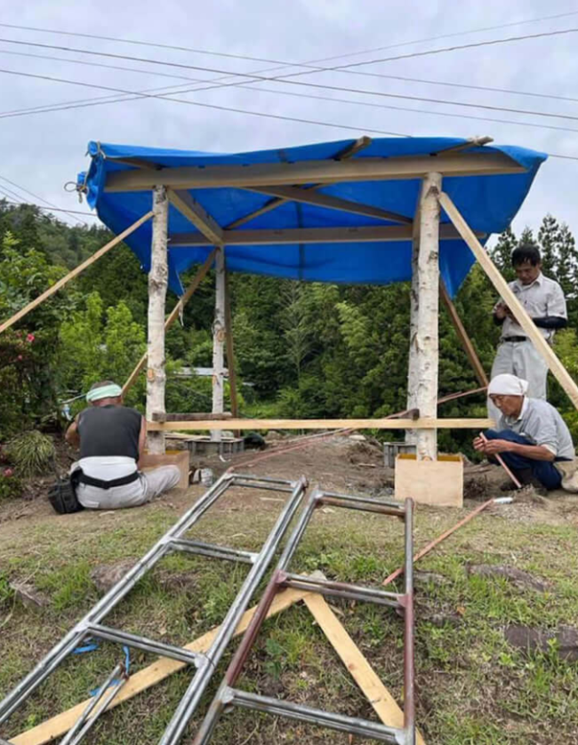 日媒称有人为安倍建神社 称是“安倍托梦给我”