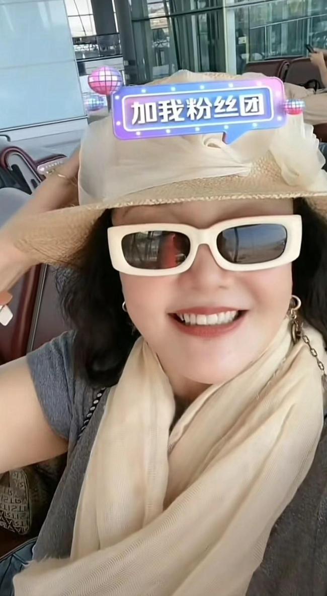 汪小菲携儿女日本度假 张兰隔四年与孙子孙女团聚