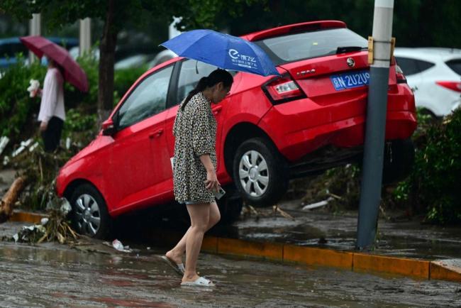 北京门头沟城区现状：洪水已退去，街道一片狼藉！