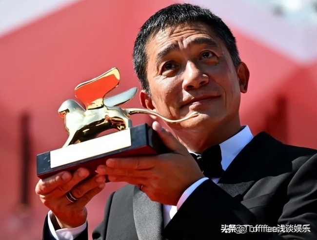 刘嘉玲说梁朝伟不是社恐：只是内向，总是想闷在家里