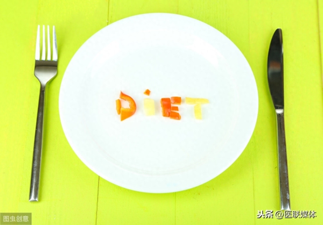 晨起空腹不要吃这5种食物，否则会损坏胃健康