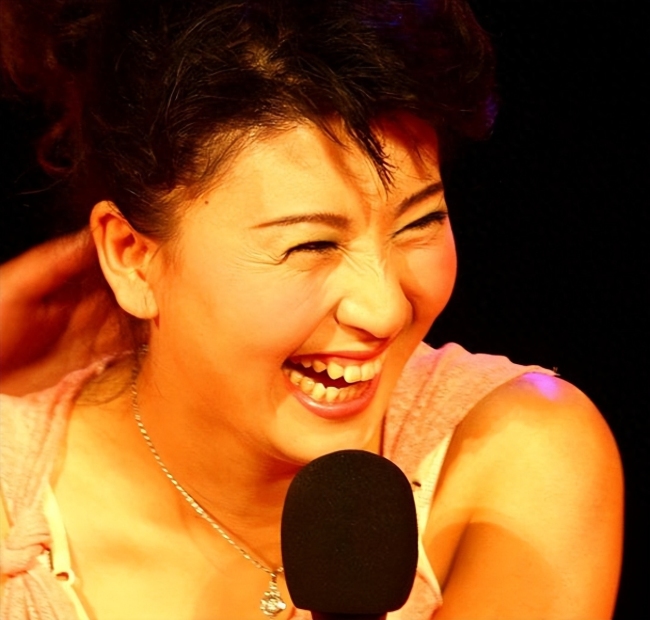 国家一级演员闫学晶:不顾家人反对嫁大10岁富商,今婚姻状况如何