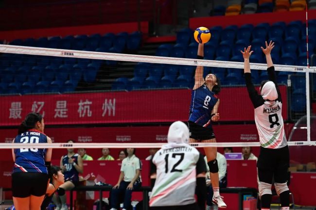 中国女排3-0轻取朝鲜，小组第一出线！