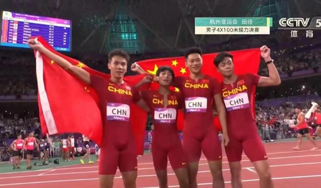 陈佳鹏反超日本选手好燃！强势超车完成0.15秒绝杀引发全场沸腾