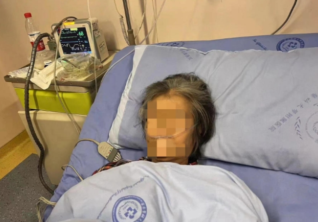 一家5口误食毒蘑菇中毒 医生彻夜救治