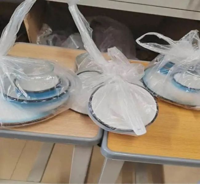 付1元竟直接带走消毒餐具？00后开始“整顿”餐具费了