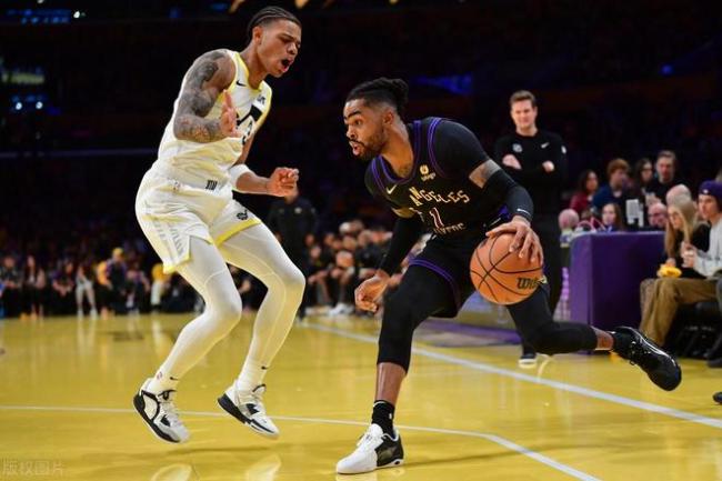 首位39000分先生！浓眉助攻詹姆斯三分命中 老詹书写新的历史