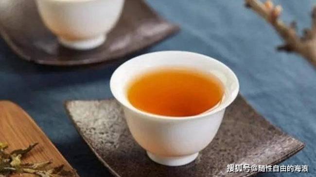 饭后喝茶不是刮油是增肥：喝茶能促进消化，但不能消耗热量