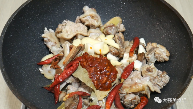 冬天要多吃这个肉，一年四季“不咳嗽”，比猪肉便宜，比羊肉滋补