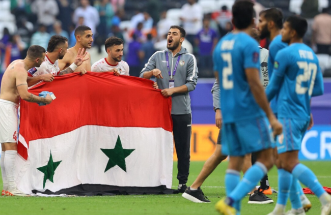 亚洲杯已有10队晋级淘汰赛 叙利亚巴勒斯坦成16强
