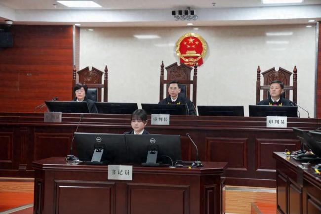 合肥市庐阳区委原书记陈华受审！被控受贿3145万余元对抗组织审查