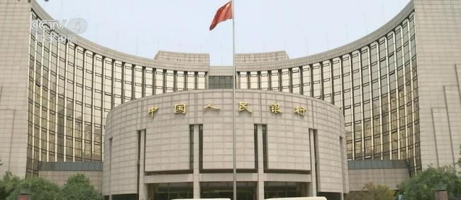 央行较大幅度降准释放什么信号：满足春节期间的流动性需求，促进金融市场平稳运行