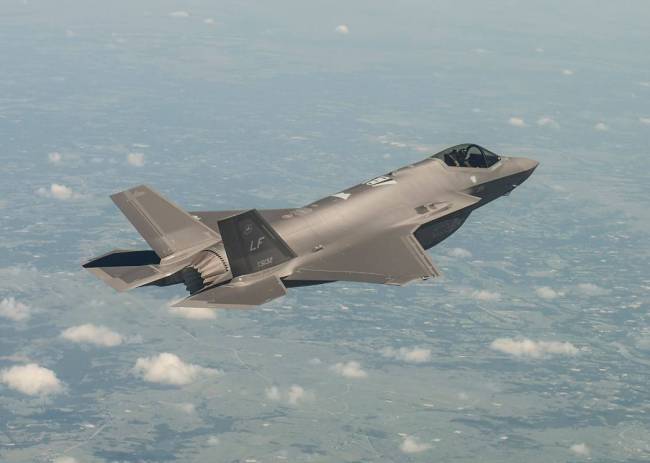 F-35战机已正式参战，美国军事神话或在乌被终结