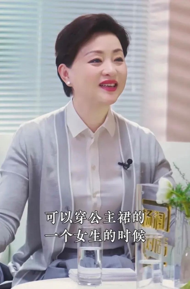 惠英红看完热辣滚烫佩服贾玲：她自己喜欢就行，是为自己而活