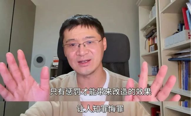 被害初中生父亲称比想象的还要残忍，心里只有心疼和愤怒