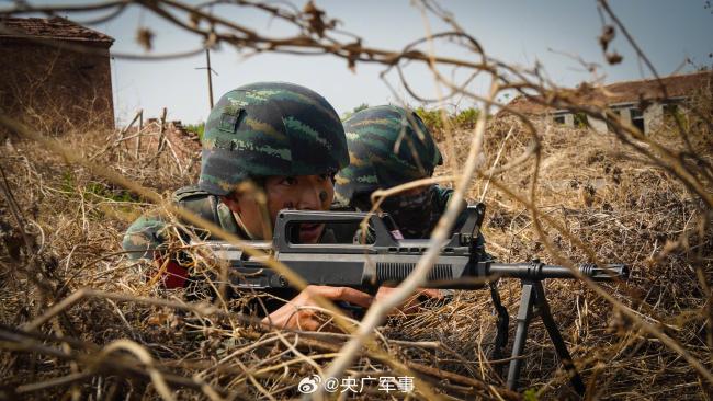 直擊現場！武警特戰隊員實戰化訓練精彩瞬間