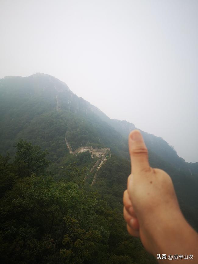 3名大学生爬长城遭雷电击中，官方回应！