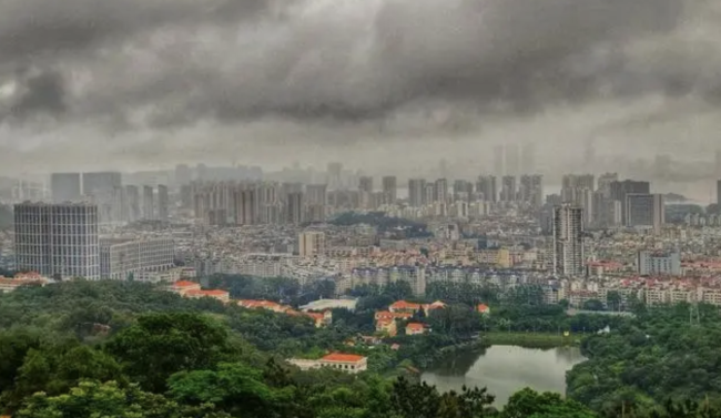 下班快回家！北京今天下午降雨降温 添衣防寒别忘带伞