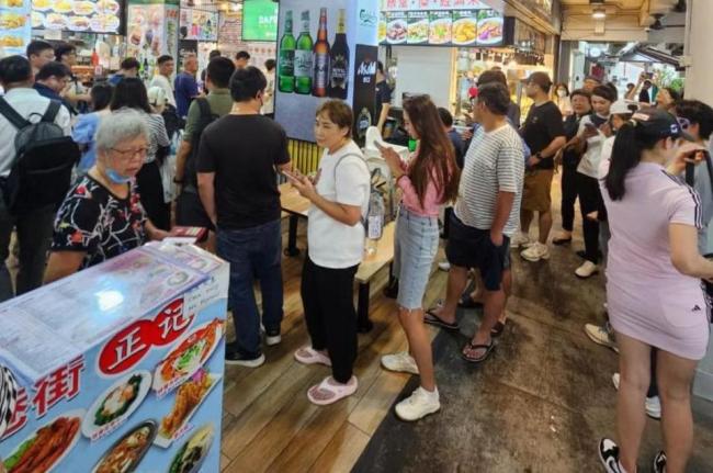 椰浆饭入选中国球迷的新加坡必吃榜