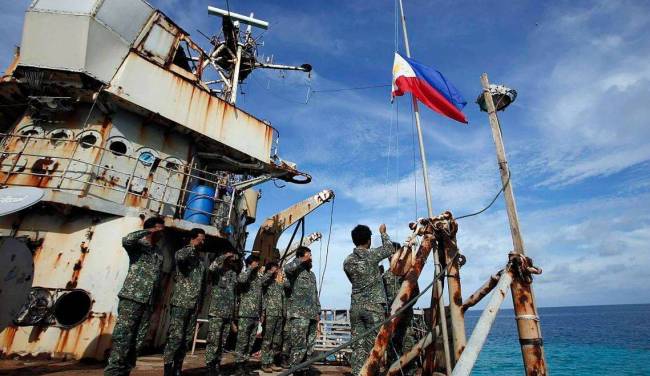菲律宾在南海想掀起怎样的风浪 解放军舰艇编队强势回应