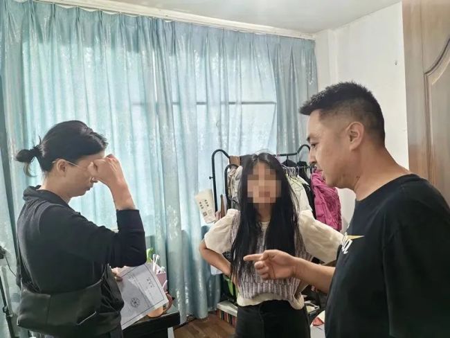 云南5名网红被抓 诈骗粉丝11万余元