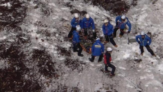 警方回应中国籍男子登富士山时死亡 开山首例悲剧