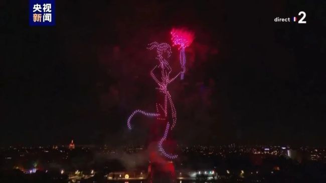 1100架国产无人机点亮巴黎夜空 科技浪漫预热奥运盛会！