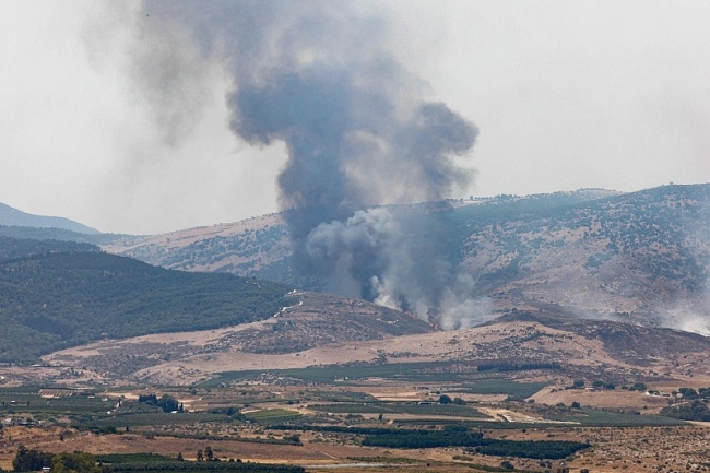 数十枚火箭弹从黎巴嫩南部射向以色列北部