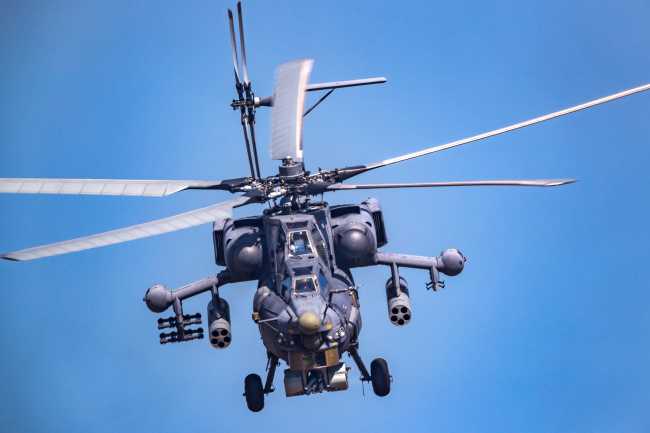 一架米-28直升机在俄罗斯卡卢加州坠毁