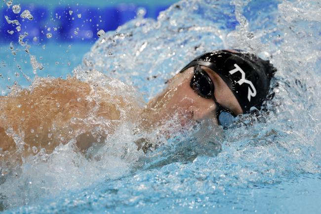美国选手打破孙杨1500米自由泳纪录