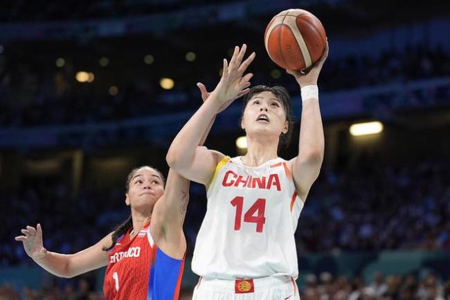 媒体人谈女篮：各怀心思要不得！中国女篮在巴黎奥运会折戟！