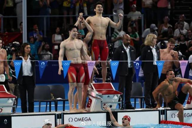 混合泳接力夺金四人组一半来自温州 温州双星闪耀巴黎奥运泳坛