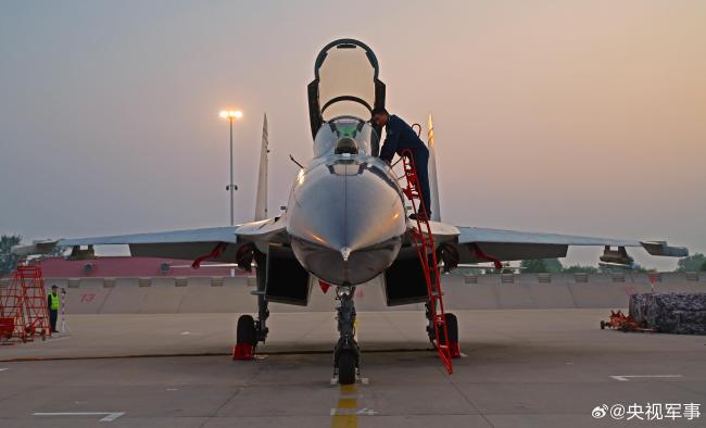 直冲云霄！看海军航空兵跨昼夜飞行训练现场