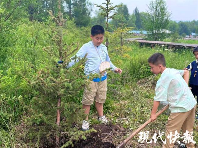 立德树人｜研学火热，少年们在行走中升腾爱国情怀