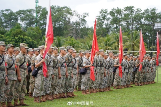 紧急驰援！子弟兵全力支援抗风抢险一线 摩羯台风来袭