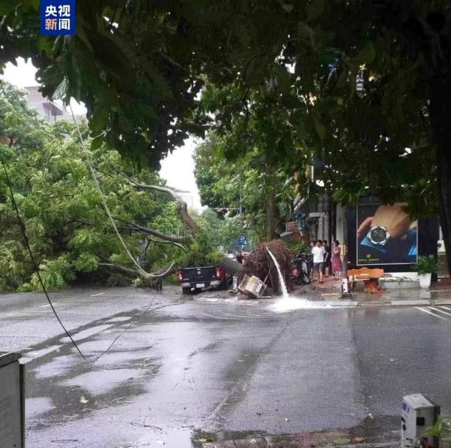 台风“摩羯”在越南已造成21人死亡