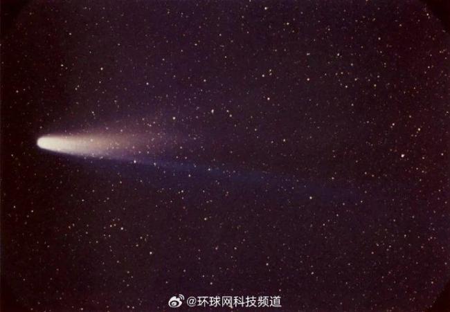 一颗带黄色尾巴的彗星将现身夜空 周六最佳观赏期