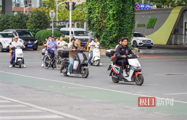 为何电动自行车保险普及率低？市民投保意愿弱待提升