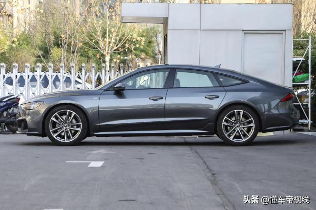 2025款进口奥迪A7 Sportback上市 配置升级价格公布