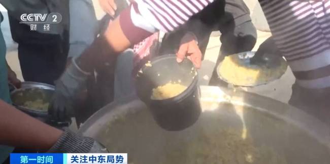 加沙地带粮食紧缺 食品价格高涨引发危机